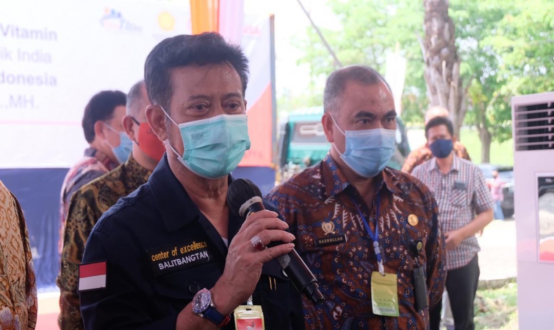 Foto : Mentan SYL Dalam Acara Pelepasan  Ekspor Perdana Premix Vitamin dan Mineral ke India.
