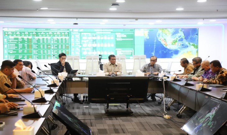 Mentan Andi Amran Sulaiman menyambangi kantor PT Perkebunan Nusantara (PTPN Holding) dan PalmCo pada Kamis (2/10/2025). (Foto: dok. Kementan)