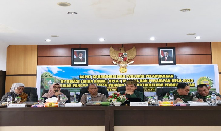 Rakor dan Evaluasi Pelaksanaan OPLA Tahun 2024 dan Persiapan OPLA 2025 yang dilaksanakan di Kantor Dinas Pangan Tanaman Pangan dan Hortikultura Provinsi Riau, Jumat (22/11/2024). (Foto: dok. Kementan)