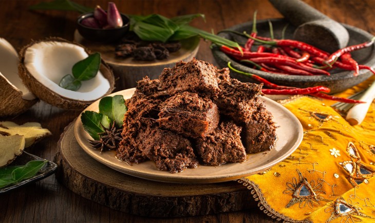 Rendang Khas Minangkabau Bakal Diajukan sebagai Warisan Budaya Dunia. (Foto : Indonesia Kaya)
