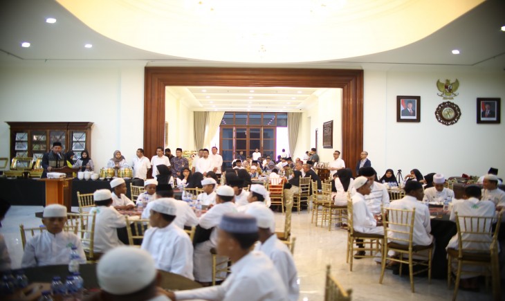 Mentan, Andi Amran Sulaiman menggelar pengajian dan doa bersama di kediaman pribadinya, Jumat (30/5/2025). (Foto: dok. Kementan)