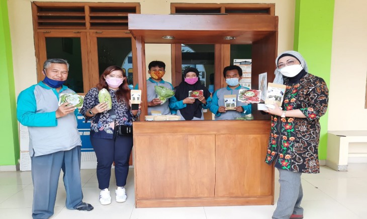 Foto : Inovasi Olahan Bunga Teleng Oleh Alumni Politeknik Kementan.