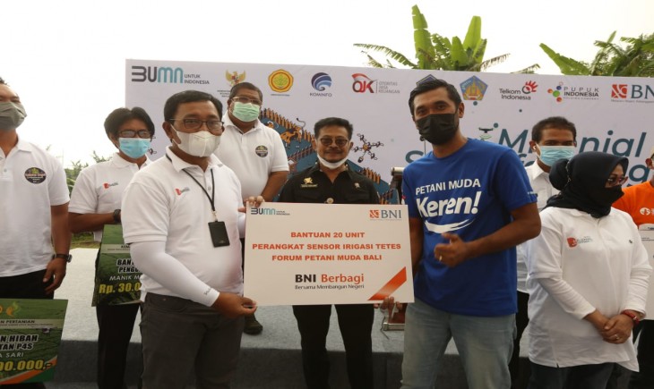Foto : Mentan Pada Acara "Program Millenial Smartfarming" di Kabupaten Buleleng, Bali.