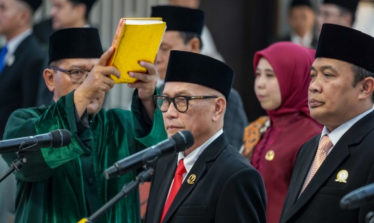 Ketua DPRD Provinsi Jawa Barat periode 2024-2029 Buky Wibawa saat Rapat Paripurna di Kota Bandung. Rabu, 9/10/24. (Istimewa)