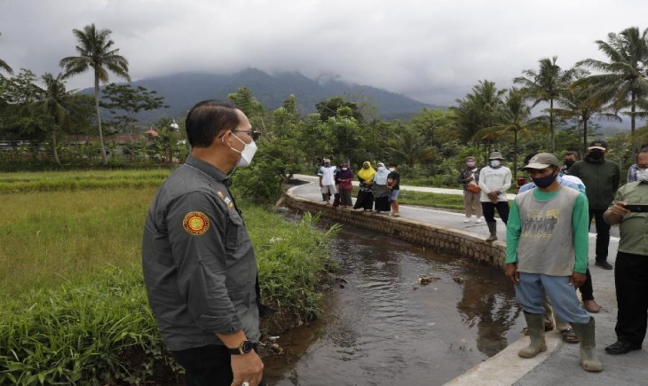 Foto : Irigasi Tingkatkan IP400.