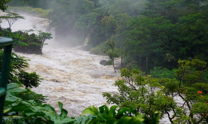 Hujan deras menyebabkan peningkatan kadar air di tanah dan debit air di hulu sungai, yang berujung pada terjadinya bencana di berbagai titik di wilayah Kabupaten Bogor. (Foto : ilustrasi/Pixabay)