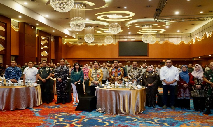 Mentan Amran usai Rapat Koordinasi Akselerasi Optimasi Lahan dan Cetak Sawah Kalimantan Selatan dan Kalimantan Tengah di Banjarmasin pada Senin (30/12/2024). (Foto: Dok. Kementan)