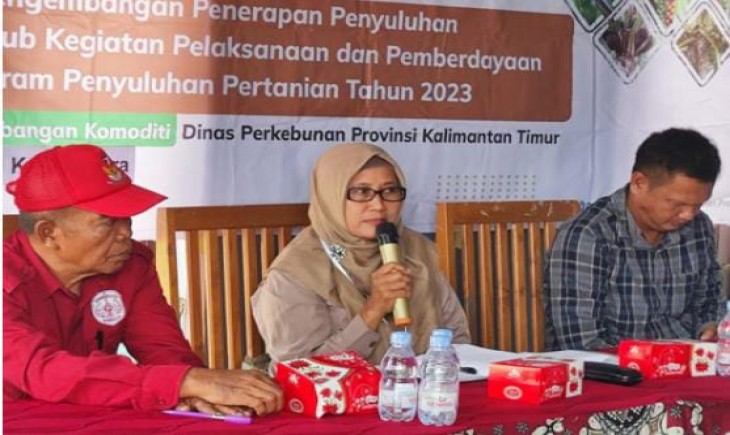 Dinas Perkebunan Kaltim melakukan pembinaan terhadap para petani di Desa Manunggal Daya, Kecamatan Sebulu, Kabupaten Kutai Kartanegara 26 Juli 2023. (Diskominfo Kaltim)
