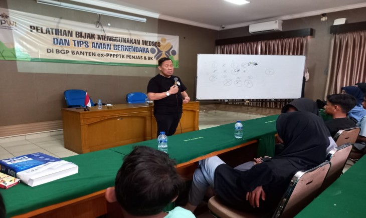 APWI Gelar Bakti Sosial Bersama 200 Warga Desa. (Foto: Dok. Apwi)