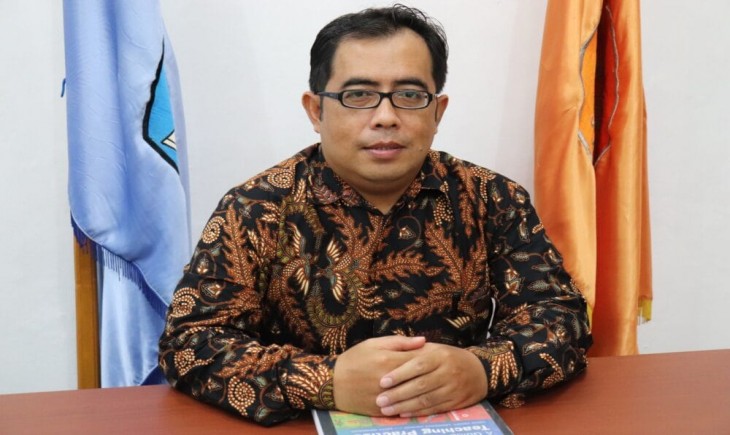 Profesor Muda di Universitas Jambi Prof. Urip Sulistiyo, S.Pd., M.Ed., Ph.D. (unja.ac.id)