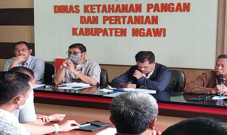 Foto : Dirjen Tanaman Pangan Kementan, Kunjungi Kabupaten Ngawi untuk Melakukan Koordinasi dengan Dinas Ketahanan Pangan dan Pertanian Kabupaten Ngawi dalam rangkaian Rakor Gerakan Serap Gabah.