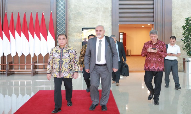 Menteri Pertanian Palestina, Rezq Basheer-Salimia, bersama delegasi resminya tiba di Jakarta pada Minggu (6/7/2025) dalam rangka kunjungan kerja resmi ke Indonesia. (Foto: dok. Kementan)