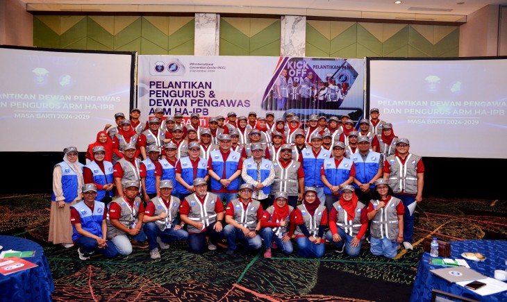 Resmi Dilantik, Dewan Pengawas Dan Pengurus Aksi Relawan Mandiri Himpunan Alumni IPB Masa Bakti 2024-2029. (Foto: ARM HA-IPB)