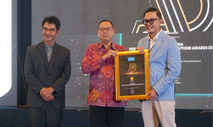 Kementan kembali meraih Popular Government Institution Award 2026 dalam ajang Indonesia Public Relations Summit yang diselenggarakan The Iconomics Media bersama Axia Research di Jakarta, Rabu (6/8). (Foto : Kementan)