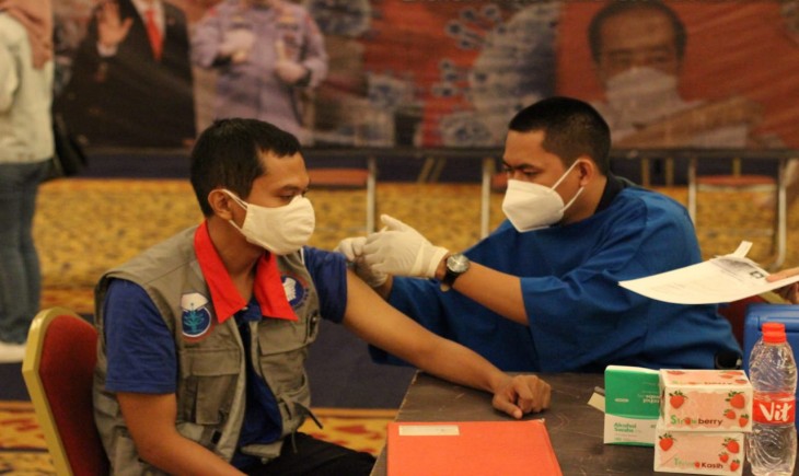 Foto : DPP HA-IPB Bersama ARM HA-IPB Gelar Vaksinasi Covid-19.