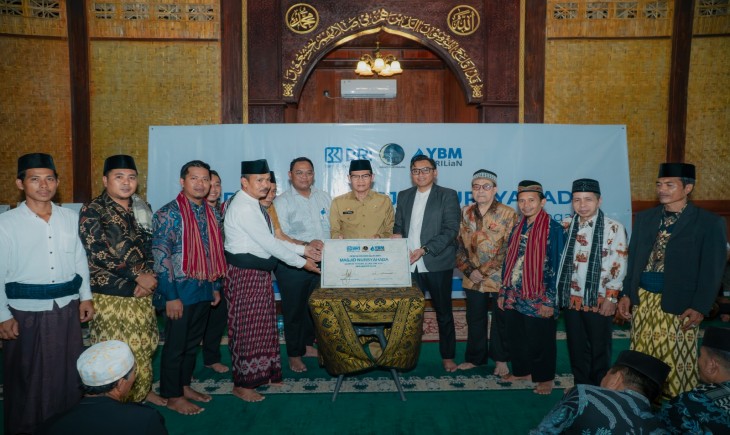 Foto: Dukung Syiar Dakwah Di Kawasan Wisata Budaya, YBM BRILiaN Meresmikan Program Renovasi Masjid Nursyahada Wisata Adat Sade.