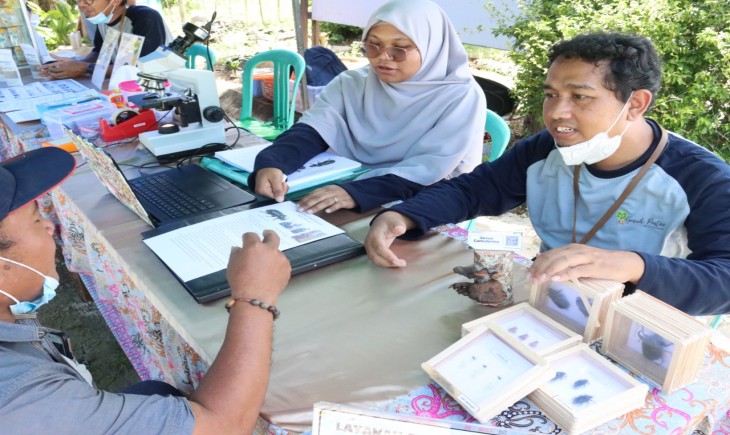 Foto :  BPTP Pontianak Menghadirkan Layanan Cepat Identifikasi OPT, Apotek Perlindungan Perkebunan, dan Pojok Literasi yang Siap Melayani Petani.