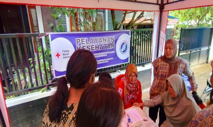 Foto: PMI Sumbar dengan dukungan ARM HA-IPB menggelar layanan kesehatan di wilayah terdampak bencana, sumatera barat.