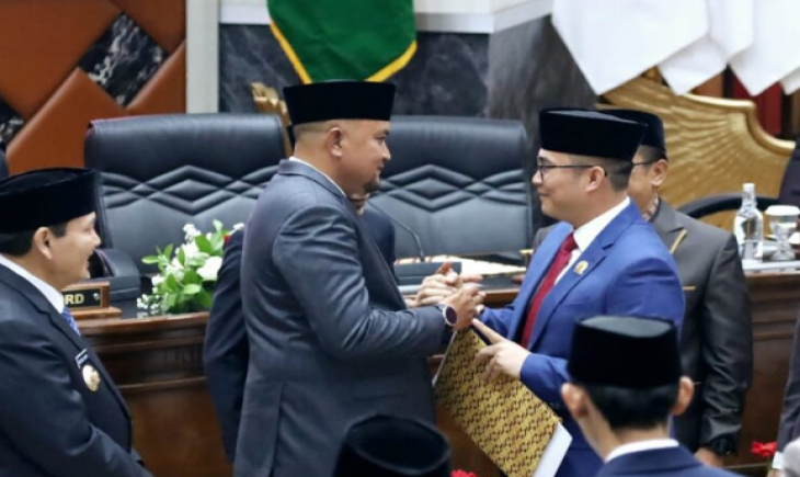 Foto: Ketua DPRD Kabupaten Bogor, Sastra Winara, menyatakan dukungannya terhadap rencana pembangunan jalan tambang di Parungpanjang dan jalur Puncak II.