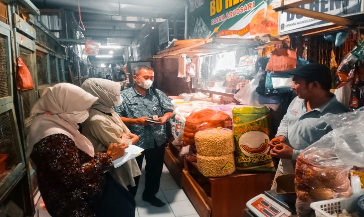 Foto : Tim Ditjen Perkebunan Menelusuri Lokasi di Pasar Argosari Kab. Gunung Kidul dan Pasar Sleman di Kab. Sleman.