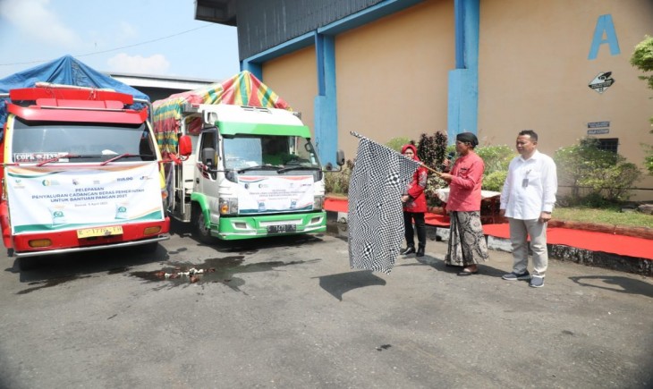 Pemprov Jateng beri bantuan beras 500 ton buat petani. (Pemprov Jateng)