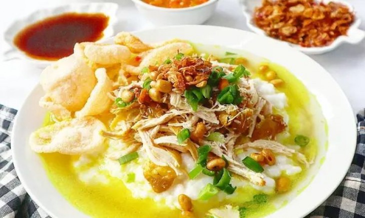 TasteAtlas nobatkan bubur ayam Indonesia sebagai juara terbaik se-Asia. (Foto : pinhome)