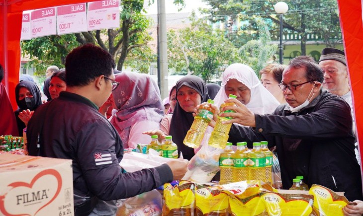 Gelaran Pasar murah yang di adakan oleh Pemkot Bogor di Taman Tamara, Kecamatan Bogor Barat, Kota Bogor. (Pemkot Bogor)