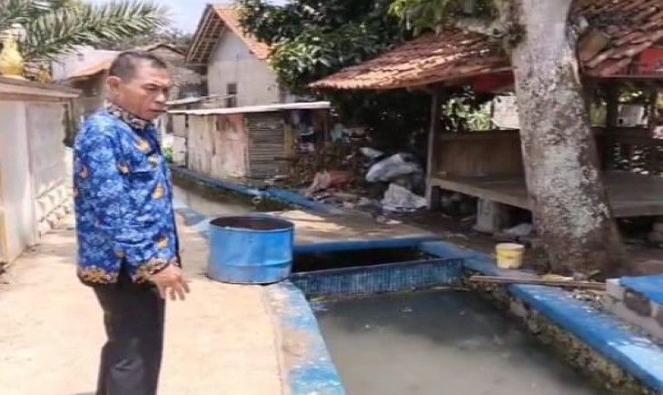 Kolam ikan yang dulunya merupakan saluran irigasi di Kampung Cimanggu, Kabupaten Bogor (Pangannews.id)