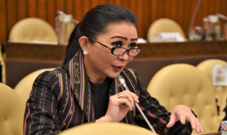 Foto : Anggota Komisi IV DPR RI Julie Sutrisno.