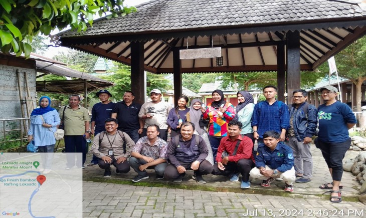 Foto : Direktur Program YESS, didampingi tim PPIU Kalimantan Selatan melakukan kunjungan pada Jumat-Sabtu, 12-13 Juli 2024.