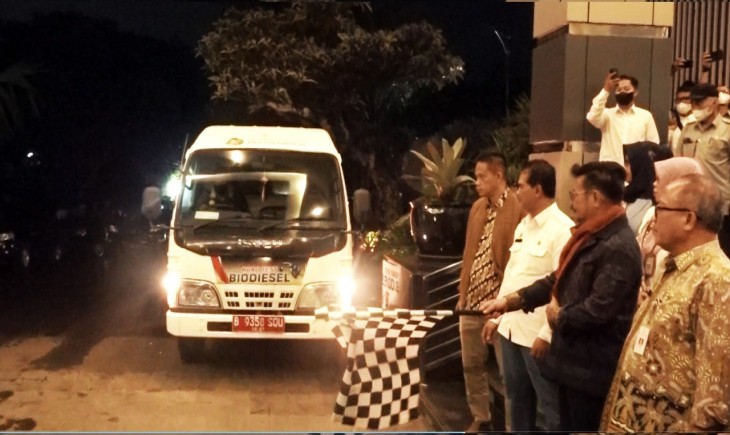 Foto : Kementan kembali melakukan penyaluran beras dengan harga terjangkau di 5 titik di Jabodetabek yang dihadiri langsung oleh Menteri Pertanian Syahrul Yasin Limpo.
