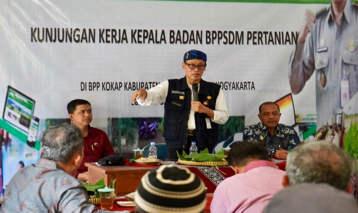 Foto :  Kepala BPPSDMP Kementan, Dedi Nursyamsi, Dihadapan penyuluh pertanian dan petani yang hadir, memberikan rangkaian motivasi yang membangkitkan semangat. (23/9/2023).