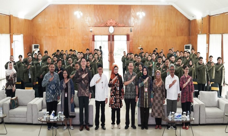 Foto: Upgrade Skill, Kementan Lepas Petani Muda Magang Luar Negeri