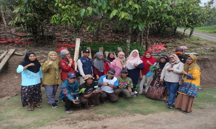 Dorong Produksi Kopi, Kementan Bagikan 200 Ribu Benih Kopi Gratis ke Petani Luwu. (Foto: Dok. Kementan)