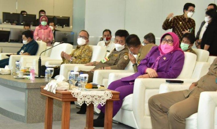 Foto : Anggota Komisi IV DPR RI Mengaku Kagum Dengan Pemanfaatan Teknologi di AWR. Sumber Foto : Tribunnews
