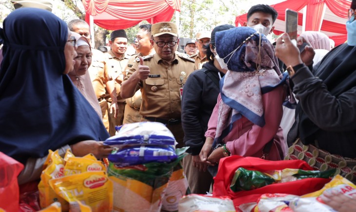 CEK : Pj Wali Kota Bekasi Raden Gani Muhammad saat meninjau GPM di Rawalumbu. (Pemkot Bekasi)