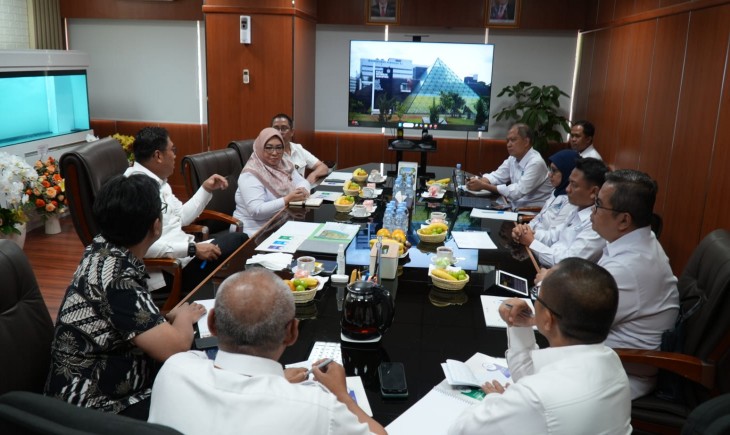 Wamentan Sudaryono saat menerima kunjungan dari jajaran Badan Informasi Geospasial (BIG) di kantor pusat Kementerian Pertanian, Rabu, 23 Oktober 2024. (Foto: Dok. Kementan)