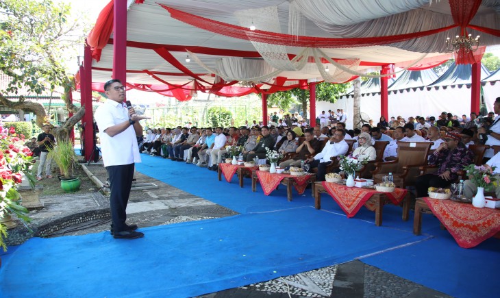 Wamentan Sudaryono dalam kegiatan PADI yang dilaksanakan di Agro Center Soropadan, Temanggung, Jawa Tengah, Minggu (20/7/2025). (Foto: dok. Kementan)